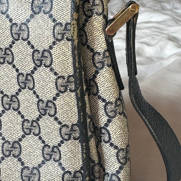 Vintage GUCCI GG Monogram Canvas Flap Should Bag | From the 80s - Picture 5 of 16